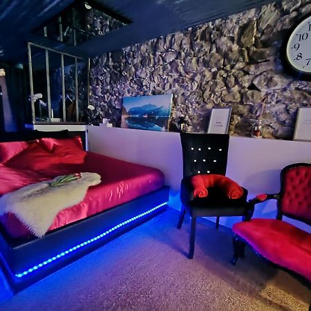 Sweet Loft Grenoble-Love Room Avec Jacuzzi & Sauna Buitenkant foto